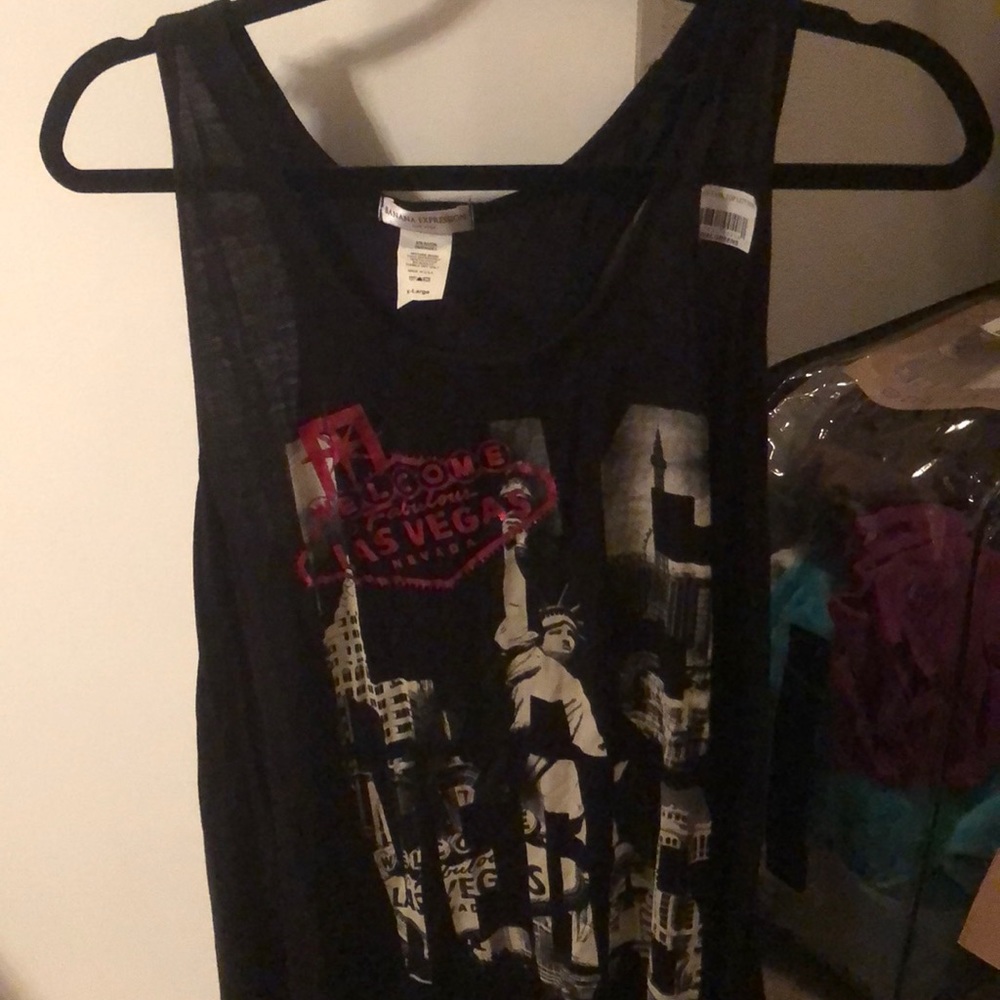 2 tank tops